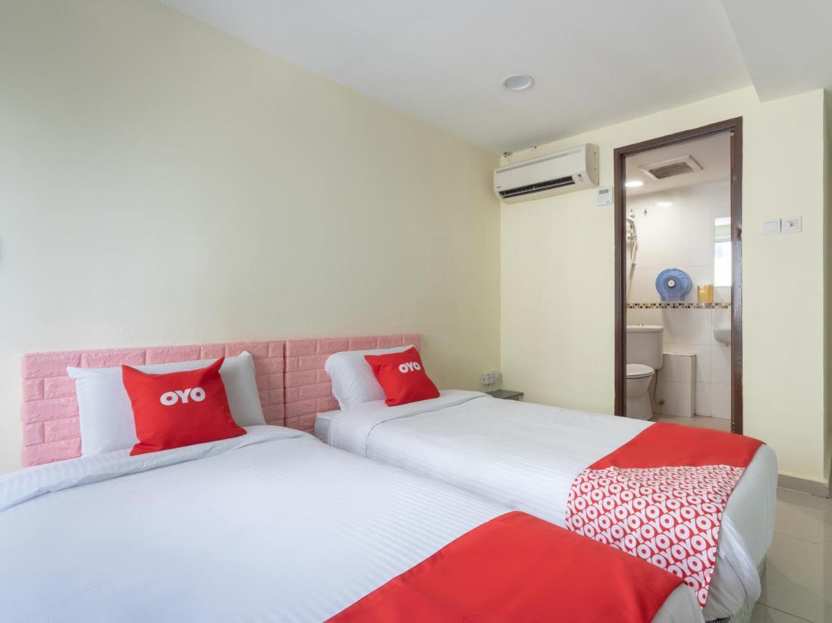 Oyo 89717 Budget Star Hotel 2*