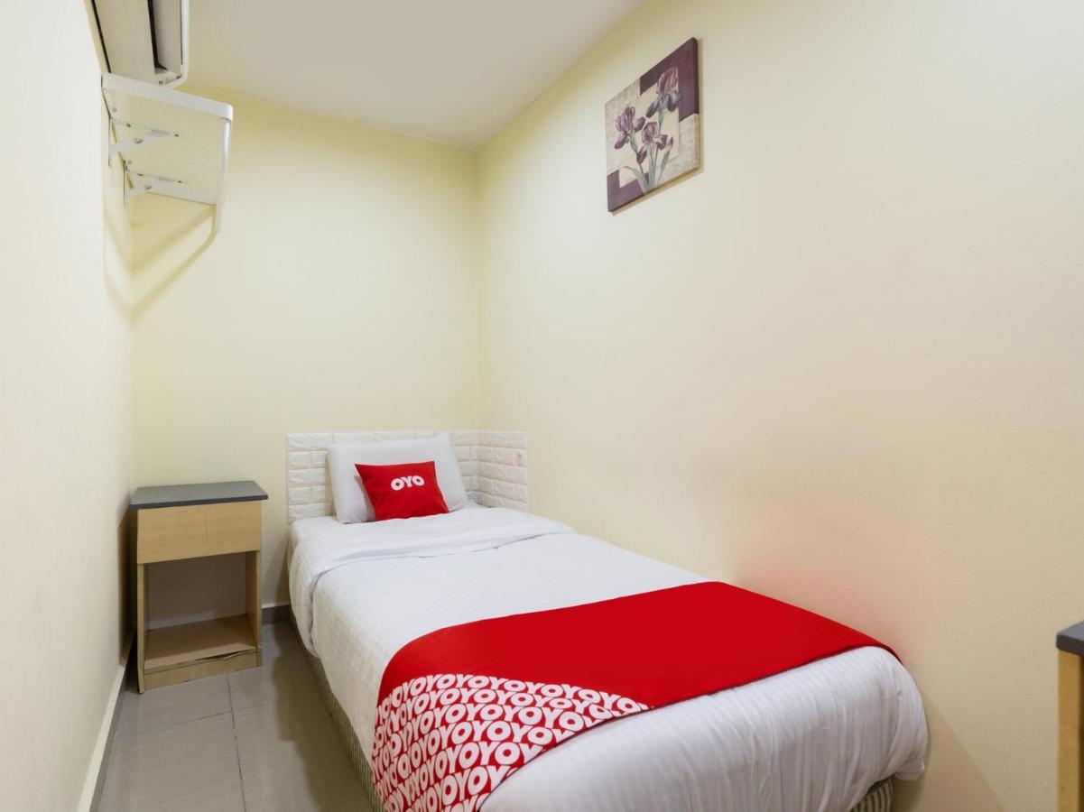 Oyo 89717 Budget Star Kuala Lumpur