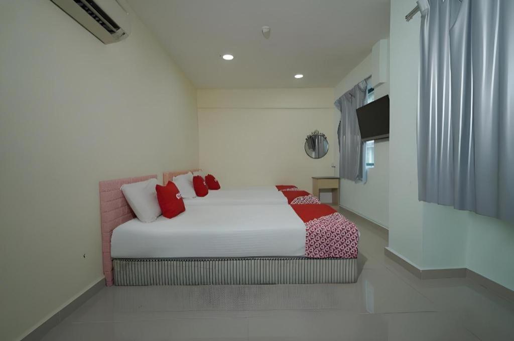 Oyo 89717 Budget Star 2*